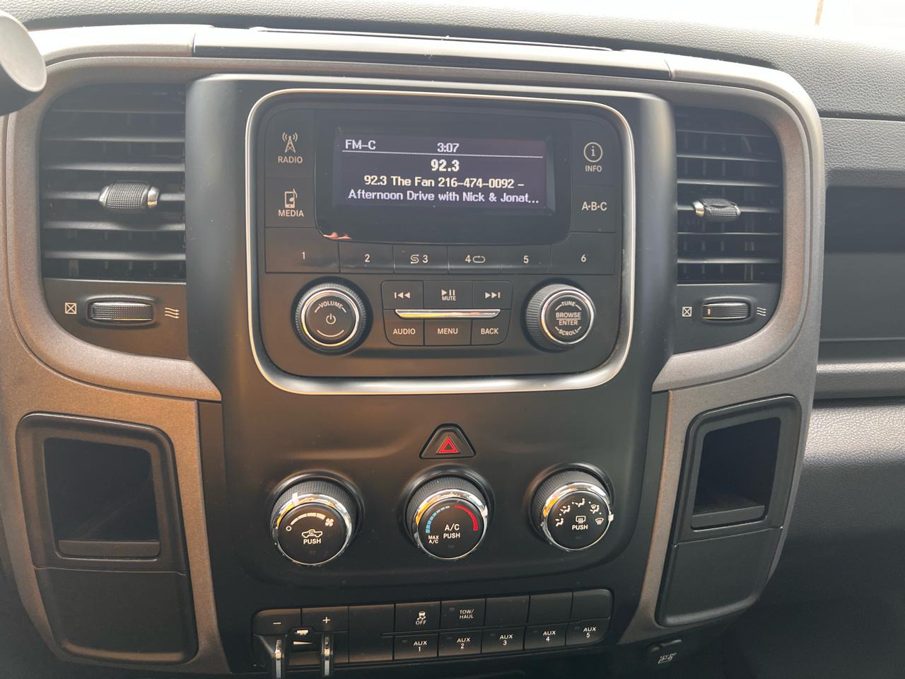 RAM 2500 4WD Crew Cab 149" Tradesman 2016