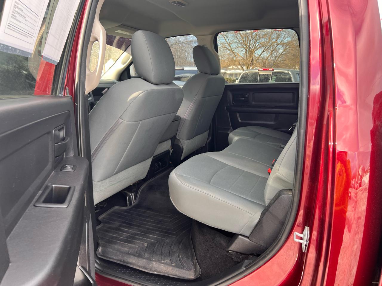 RAM 2500 4WD Crew Cab 149" Tradesman 2016