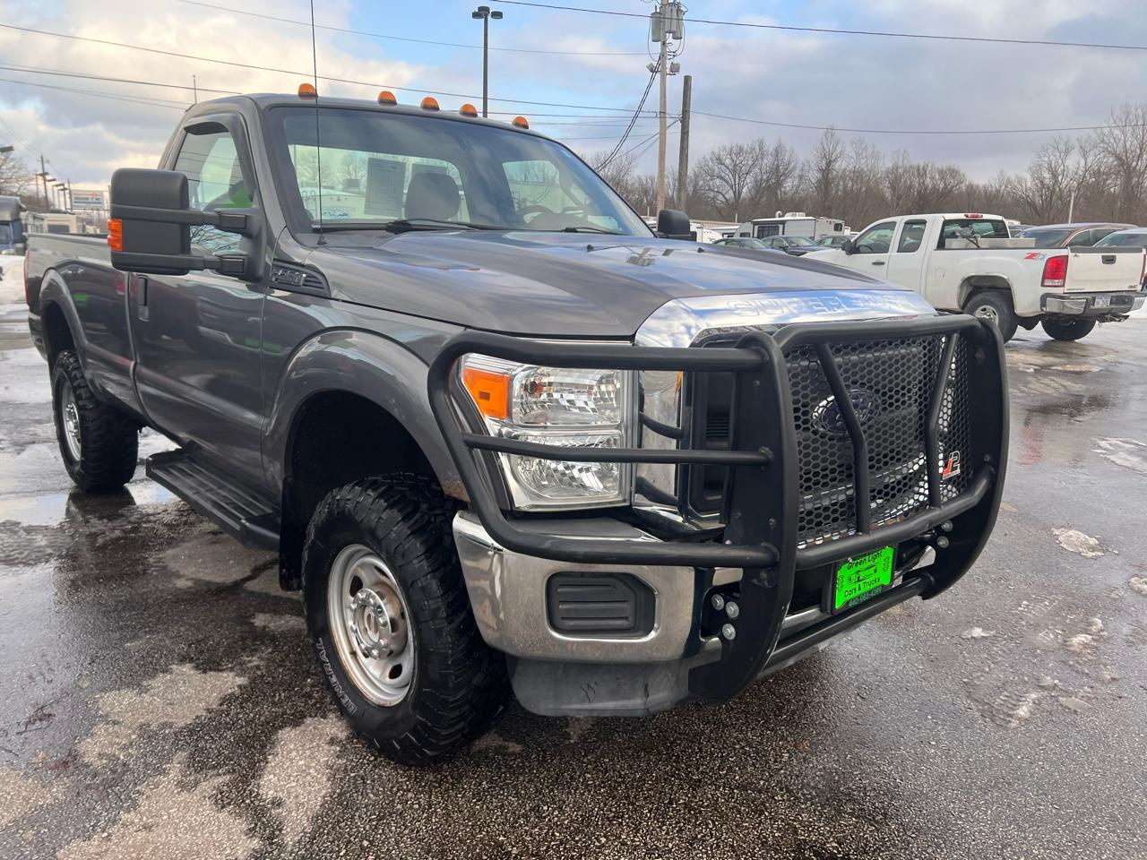 Ford Super Duty F-350 SRW 4WD Reg Cab 137" XLT 2014