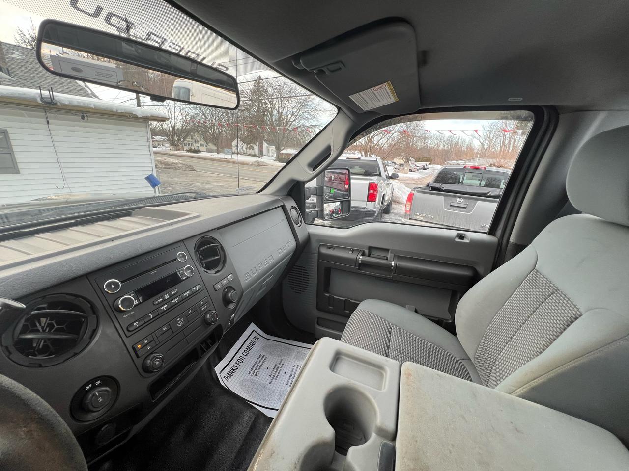 Ford Super Duty F-350 SRW 4WD Reg Cab 137" XLT 2014