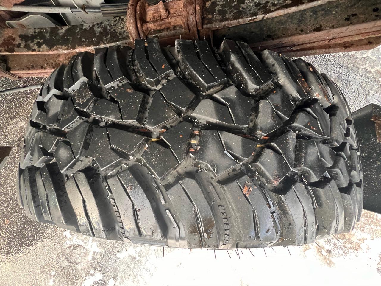 Ford Super Duty F-350 SRW 4WD Reg Cab 137" XLT 2014