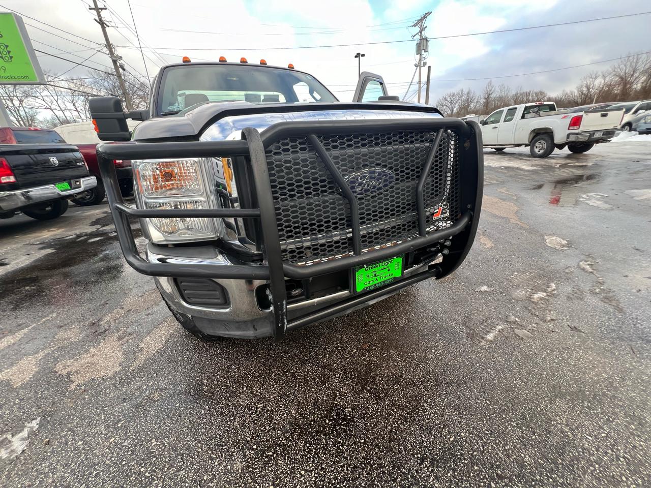 Ford Super Duty F-350 SRW 4WD Reg Cab 137" XLT 2014