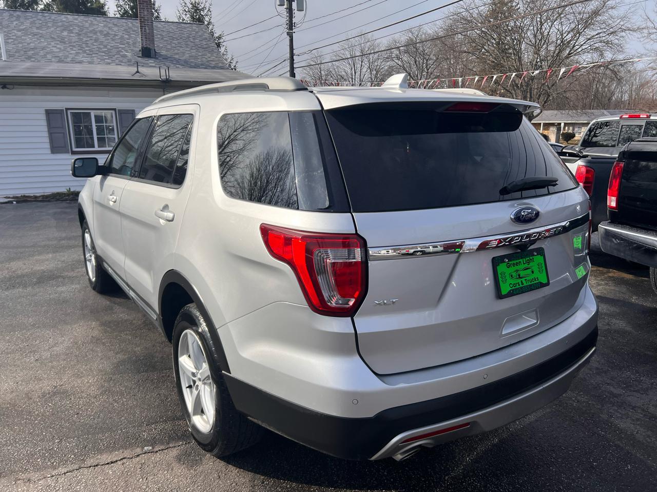 Ford Explorer 4WD 4dr XLT 2016