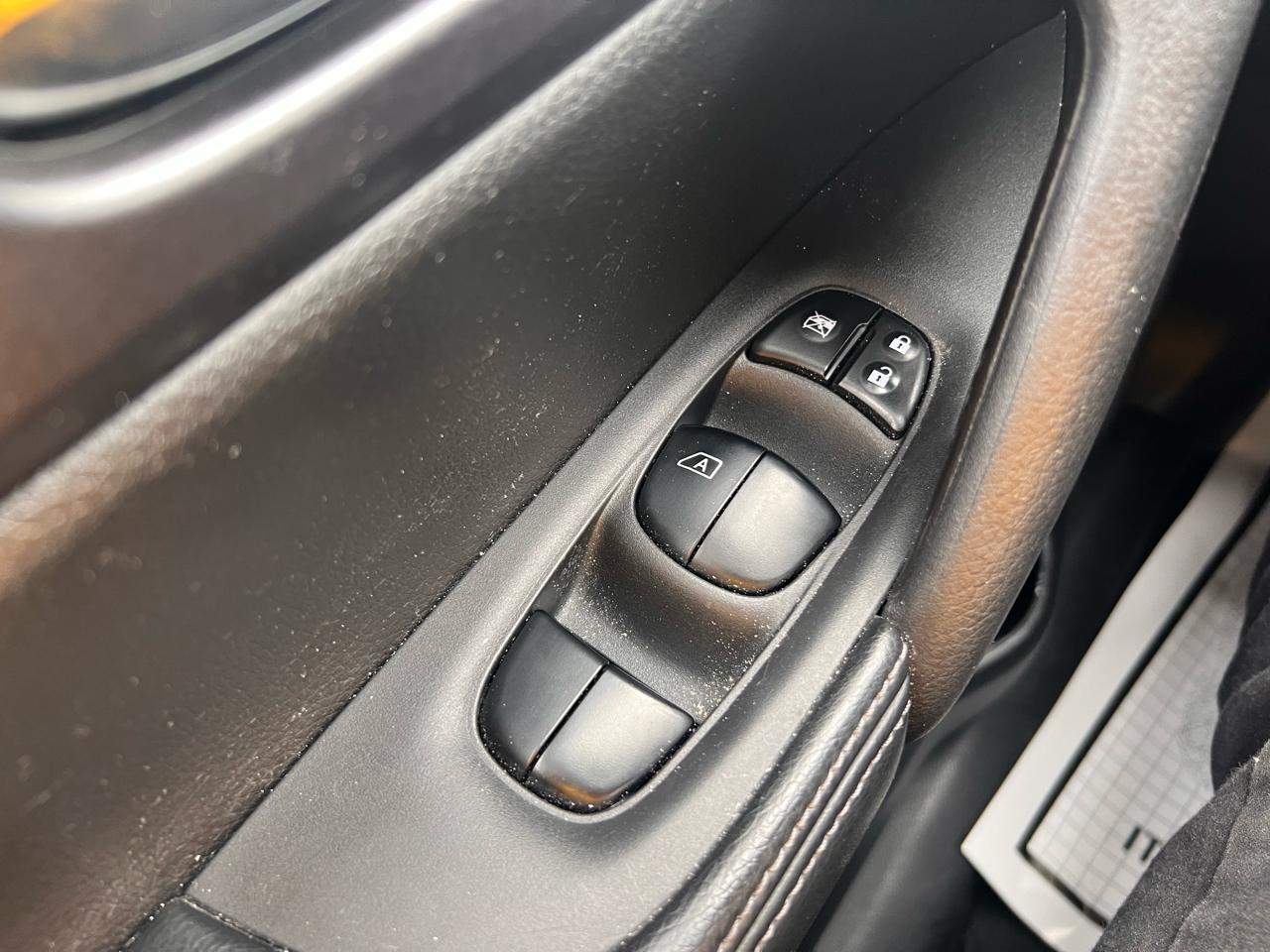 Nissan Rogue AWD 4dr S 2016