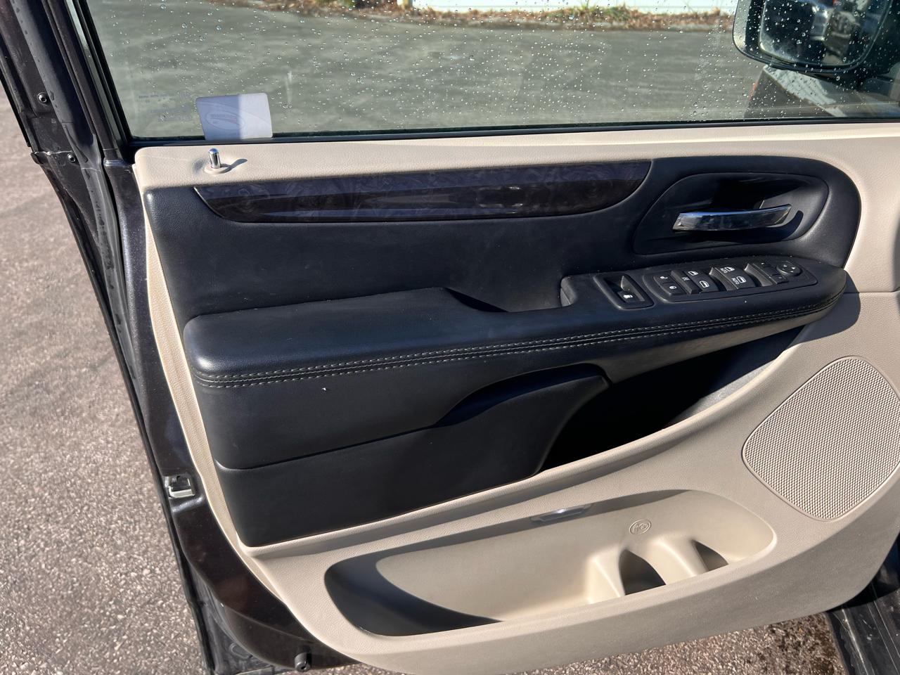 Dodge Grand Caravan 4dr Wgn SXT 2016