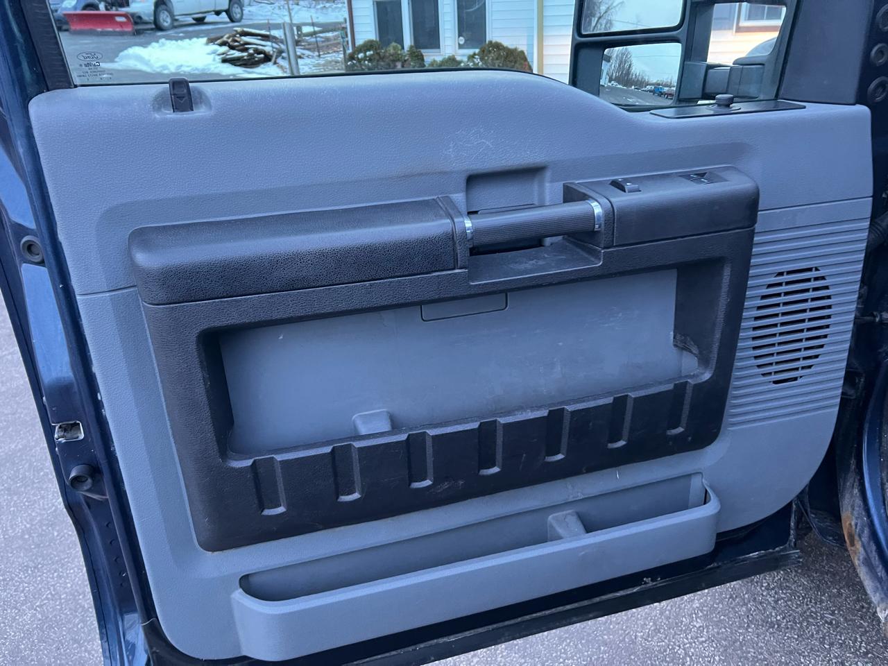 Ford Super Duty F-250 SRW 4WD SuperCab 142" Lariat 2015