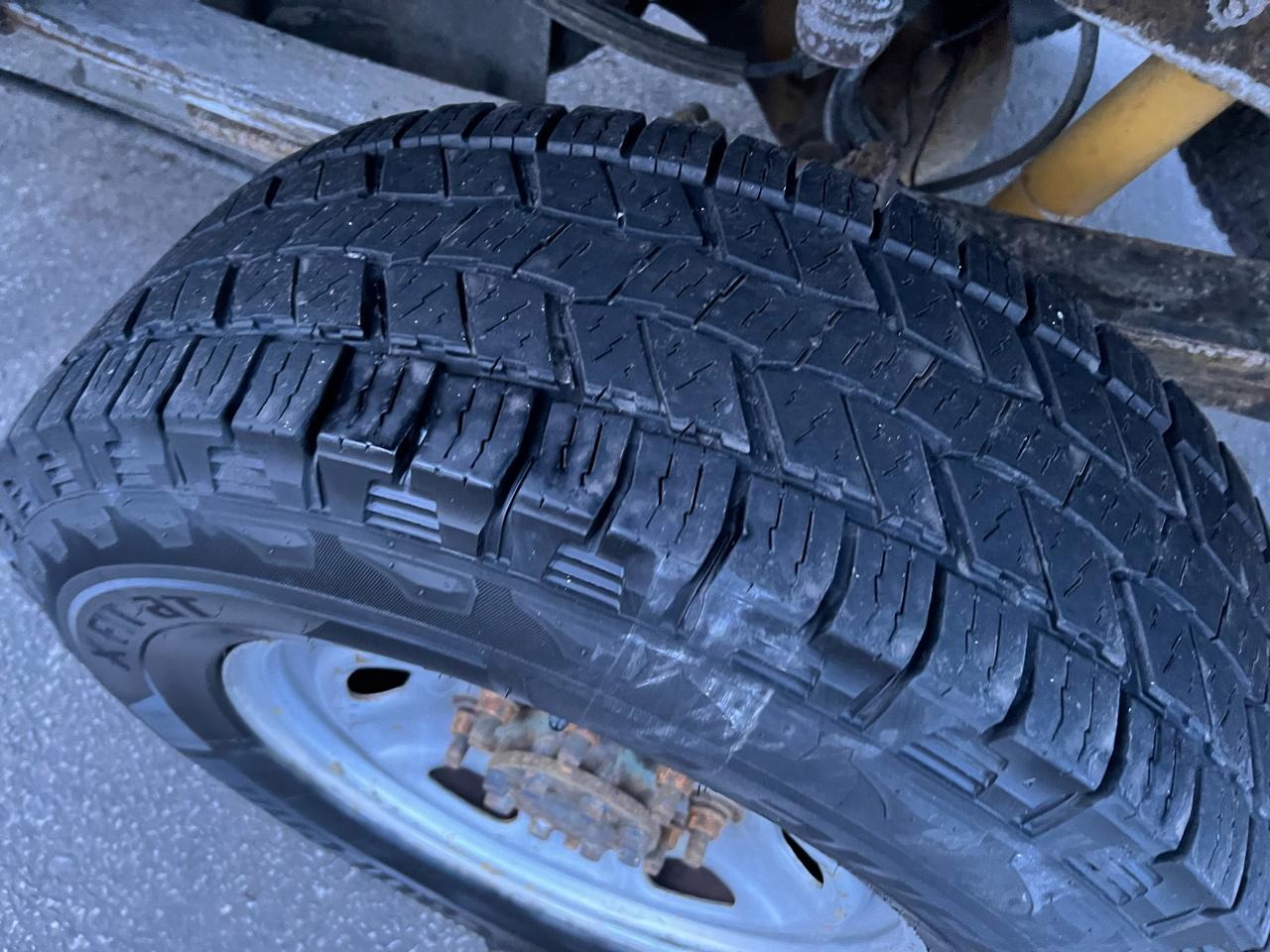 Ford Super Duty F-250 SRW 4WD SuperCab 142" Lariat 2015