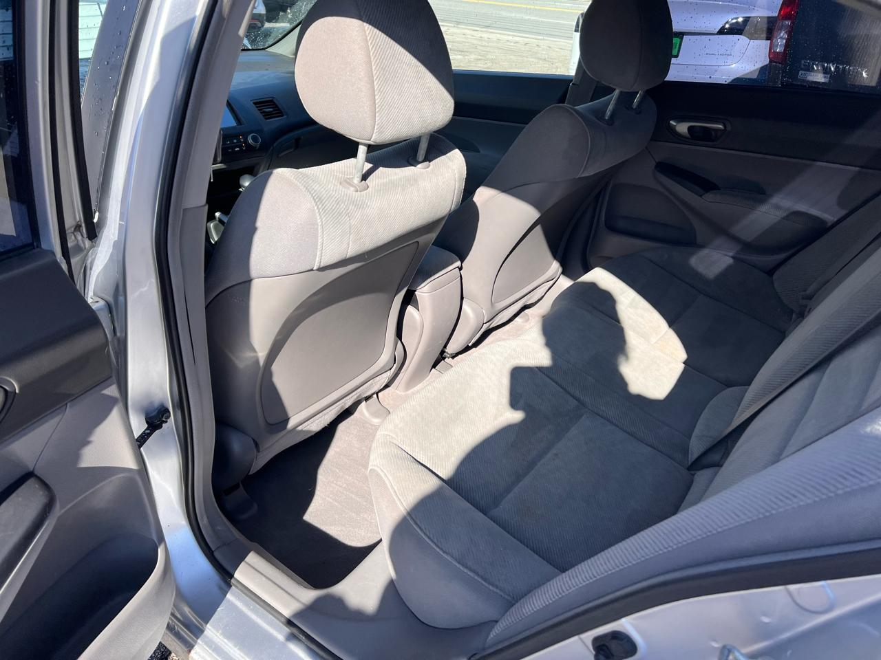 Honda Civic Sdn 4dr Auto LX 2011