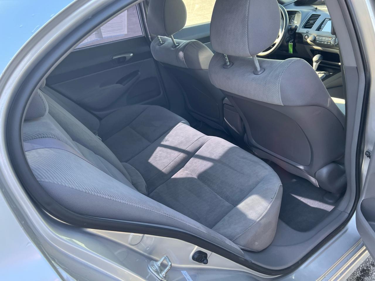 Honda Civic Sdn 4dr Auto LX 2011