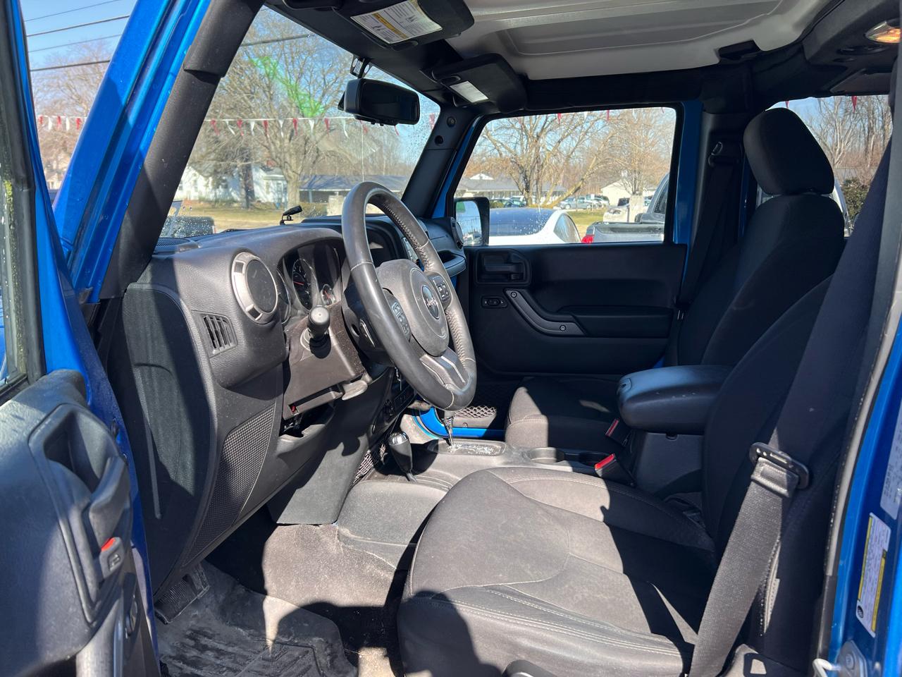 Jeep Wrangler Unlimited 4WD 4dr Sport 2016