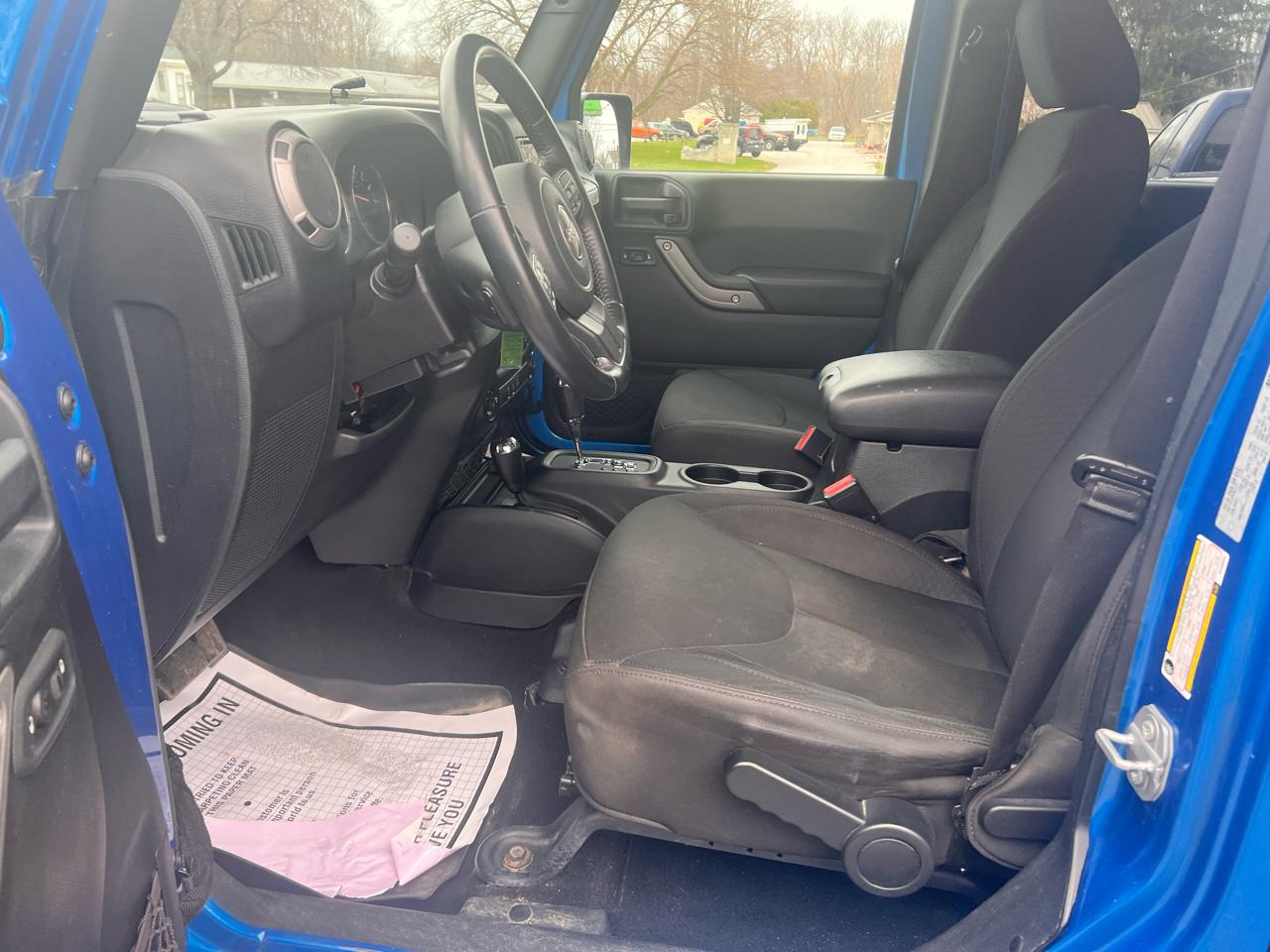 Jeep Wrangler Unlimited 4WD 4dr Sport 2016