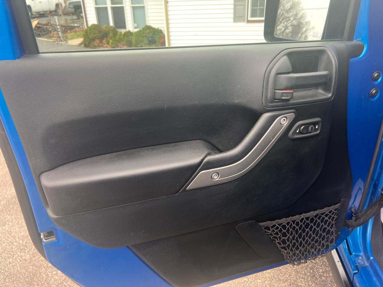 Jeep Wrangler Unlimited 4WD 4dr Sport 2016