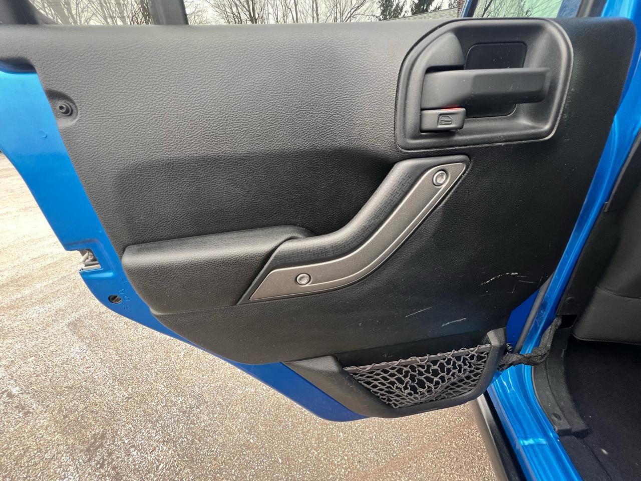 Jeep Wrangler Unlimited 4WD 4dr Sport 2016