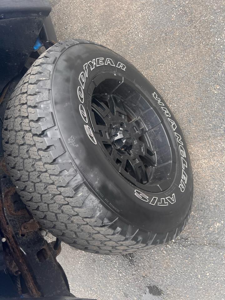 Jeep Wrangler Unlimited 4WD 4dr Sport 2016