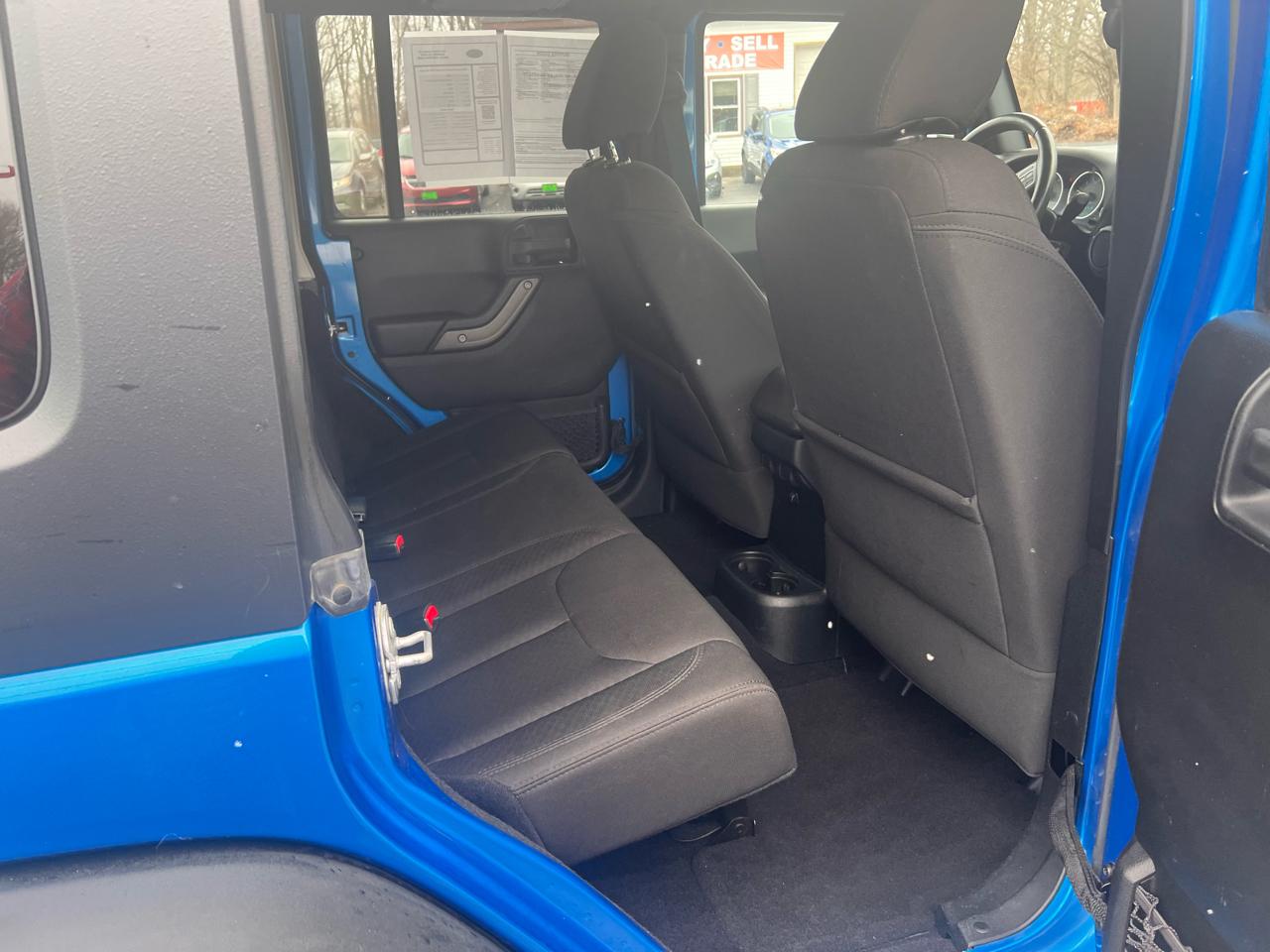 Jeep Wrangler Unlimited 4WD 4dr Sport 2016