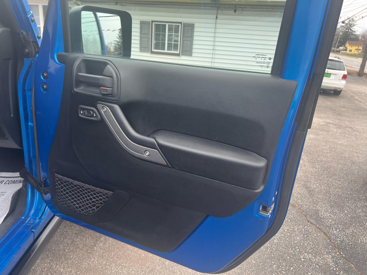 Jeep Wrangler Unlimited 4WD 4dr Sport 2016