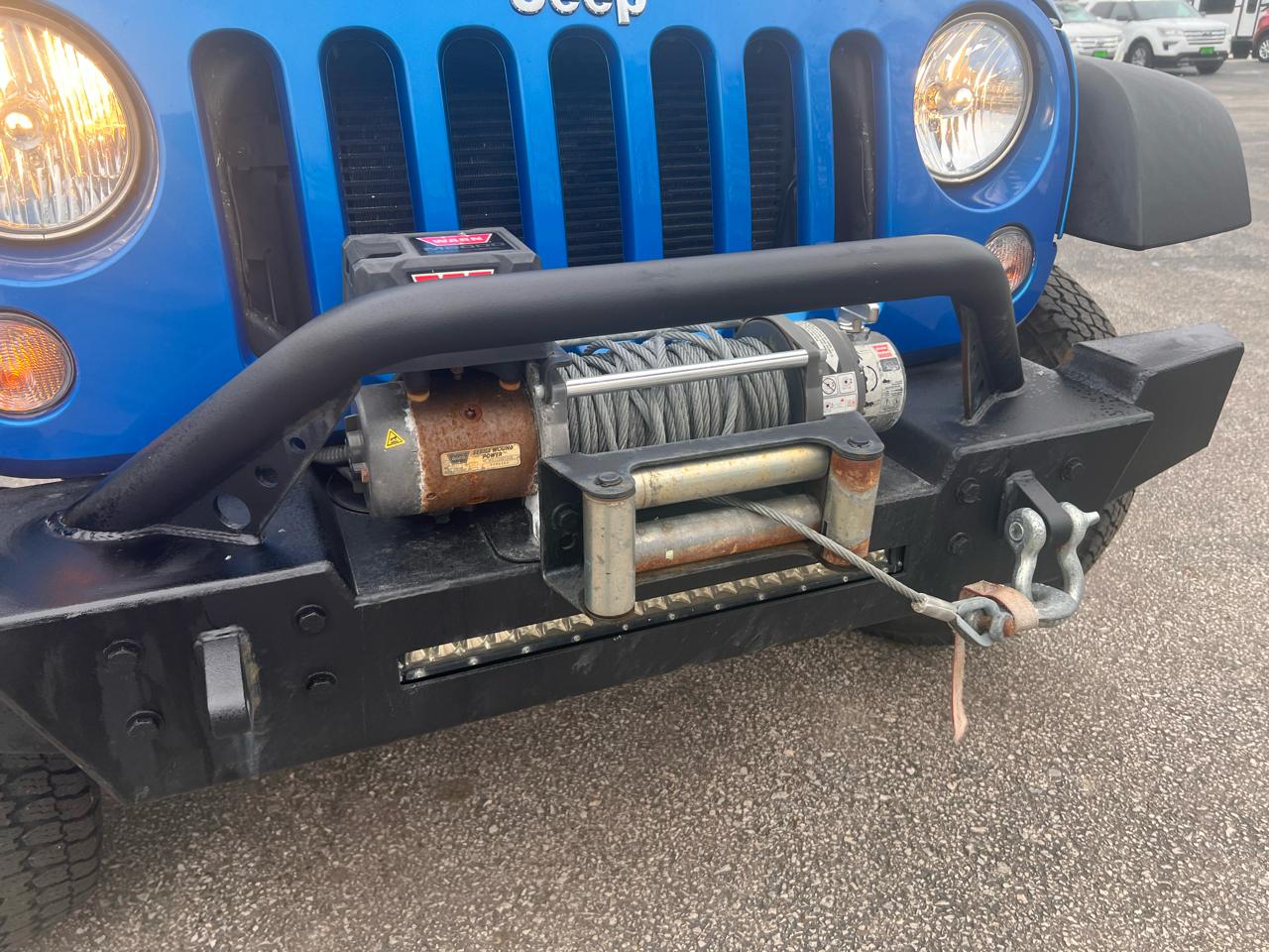 Jeep Wrangler Unlimited 4WD 4dr Sport 2016