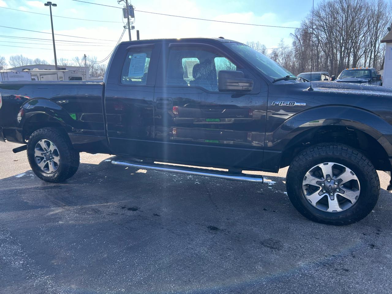 Ford F-150 4WD SuperCab 145" STX 2013