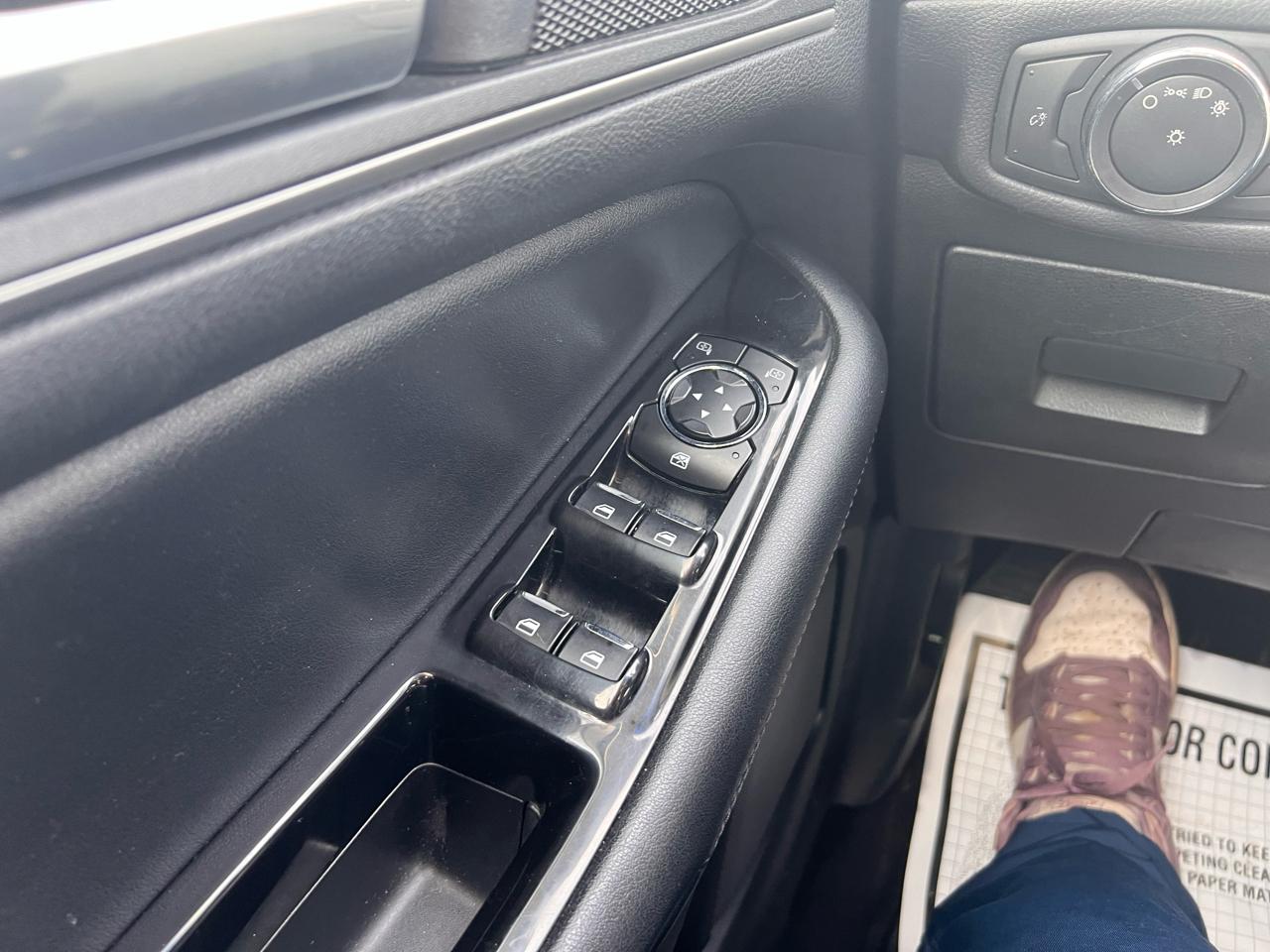 Ford Edge 4dr SEL AWD 2016