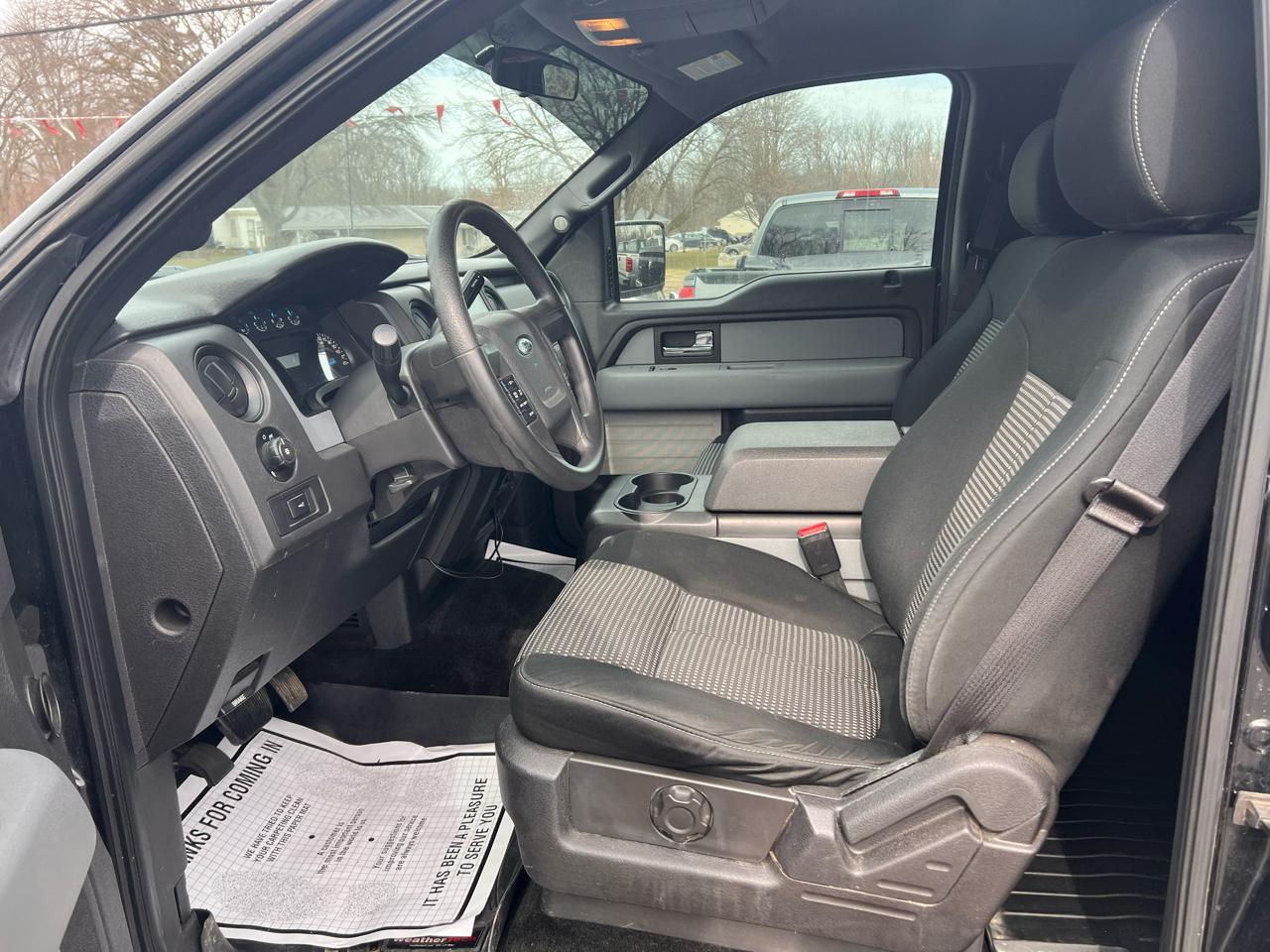 Ford F-150 4WD SuperCrew 145" Platinum 2014