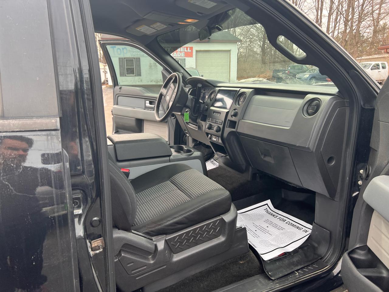 Ford F-150 4WD SuperCrew 145" Platinum 2014