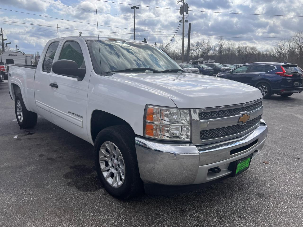 Chevrolet Silverado 1500 4WD Ext Cab 143.5" LT 2012