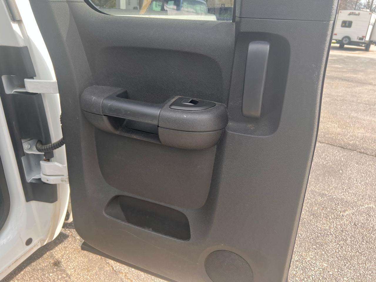 Chevrolet Silverado 1500 4WD Ext Cab 143.5" LT 2012