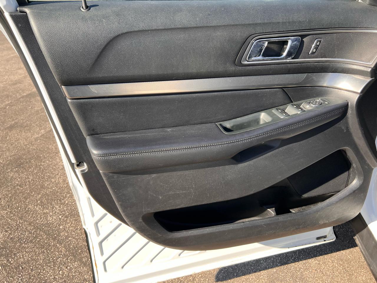 Ford Explorer XLT 4WD 2018