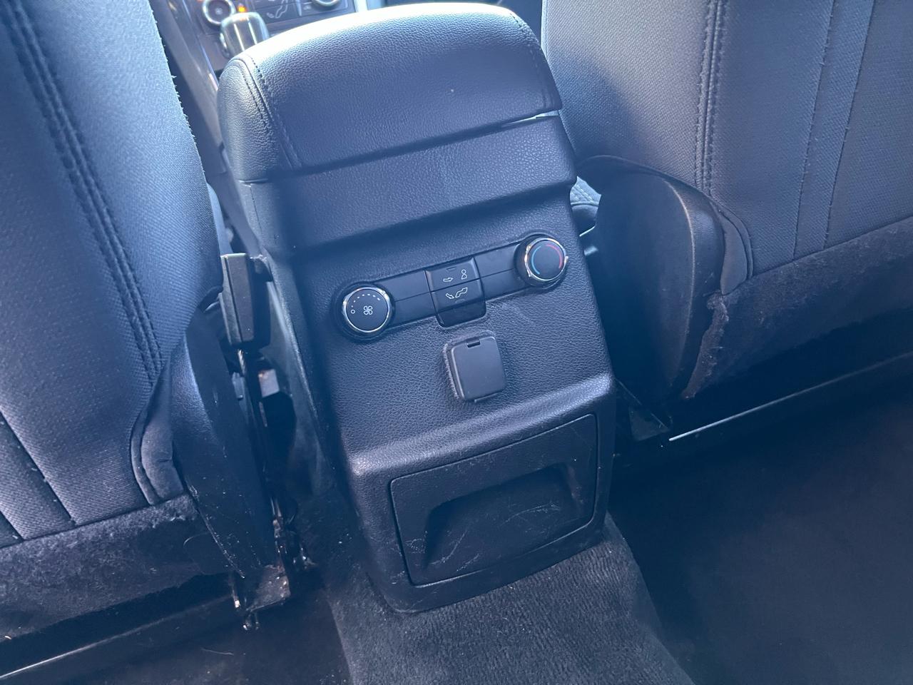 Ford Explorer XLT 4WD 2018