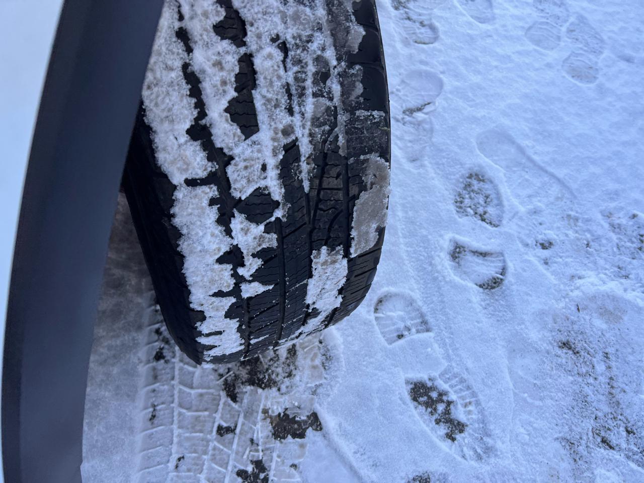 Ford Explorer XLT 4WD 2018