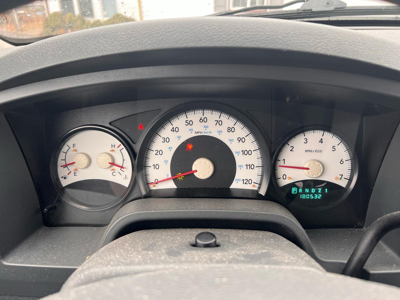 Dodge Dakota 2dr Club Cab 131" WB 4WD ST 2005