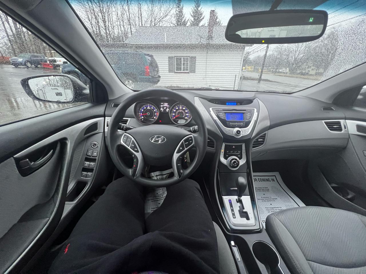 Hyundai Elantra 4dr Sdn Auto GLS PZEV (Alabama Plant) 2012