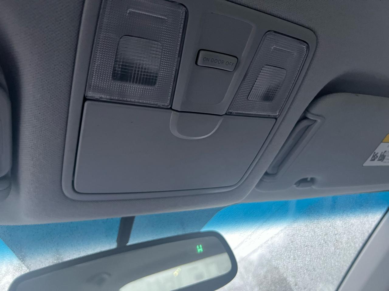 Hyundai Elantra 4dr Sdn Auto GLS PZEV (Alabama Plant) 2012