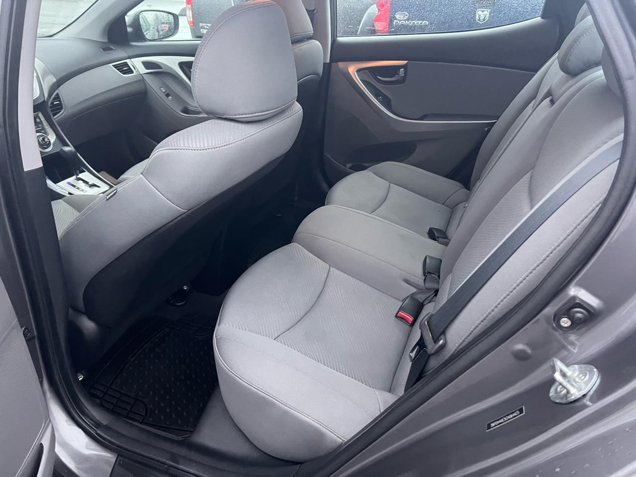 Hyundai Elantra 4dr Sdn Auto GLS PZEV (Alabama Plant) 2012