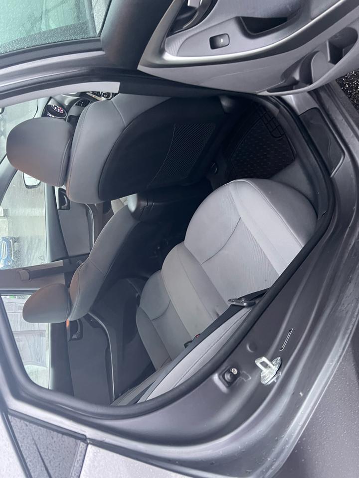 Hyundai Elantra 4dr Sdn Auto GLS PZEV (Alabama Plant) 2012