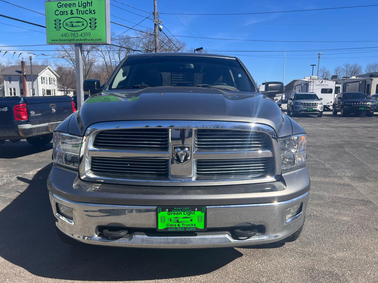 RAM 1500 4WD Quad Cab 140.5" Big Horn 2011