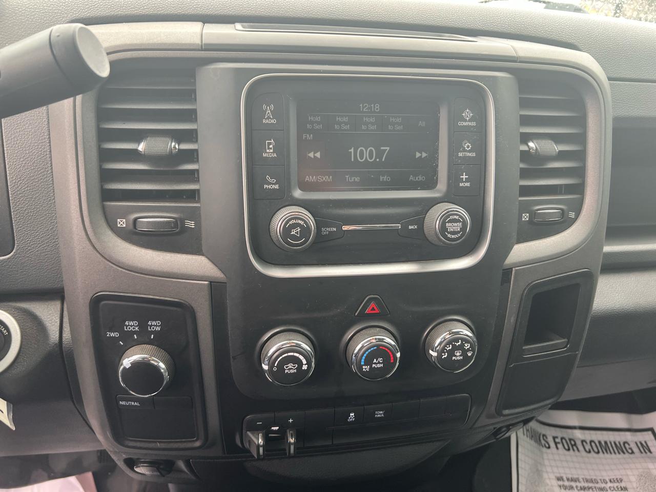 RAM 1500 4WD Quad Cab 140.5" Express 2014