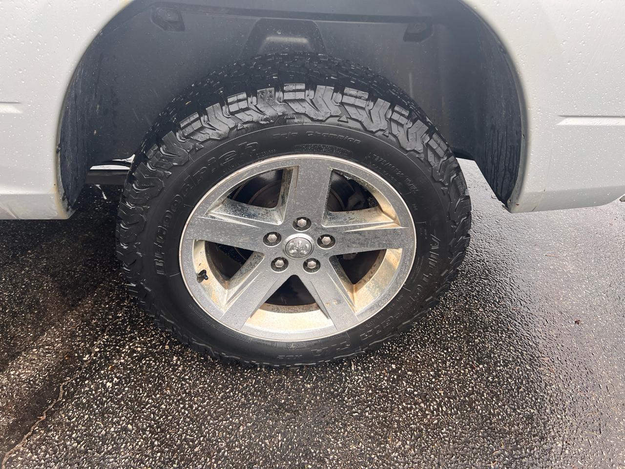 RAM 1500 4WD Quad Cab 140.5" Express 2014