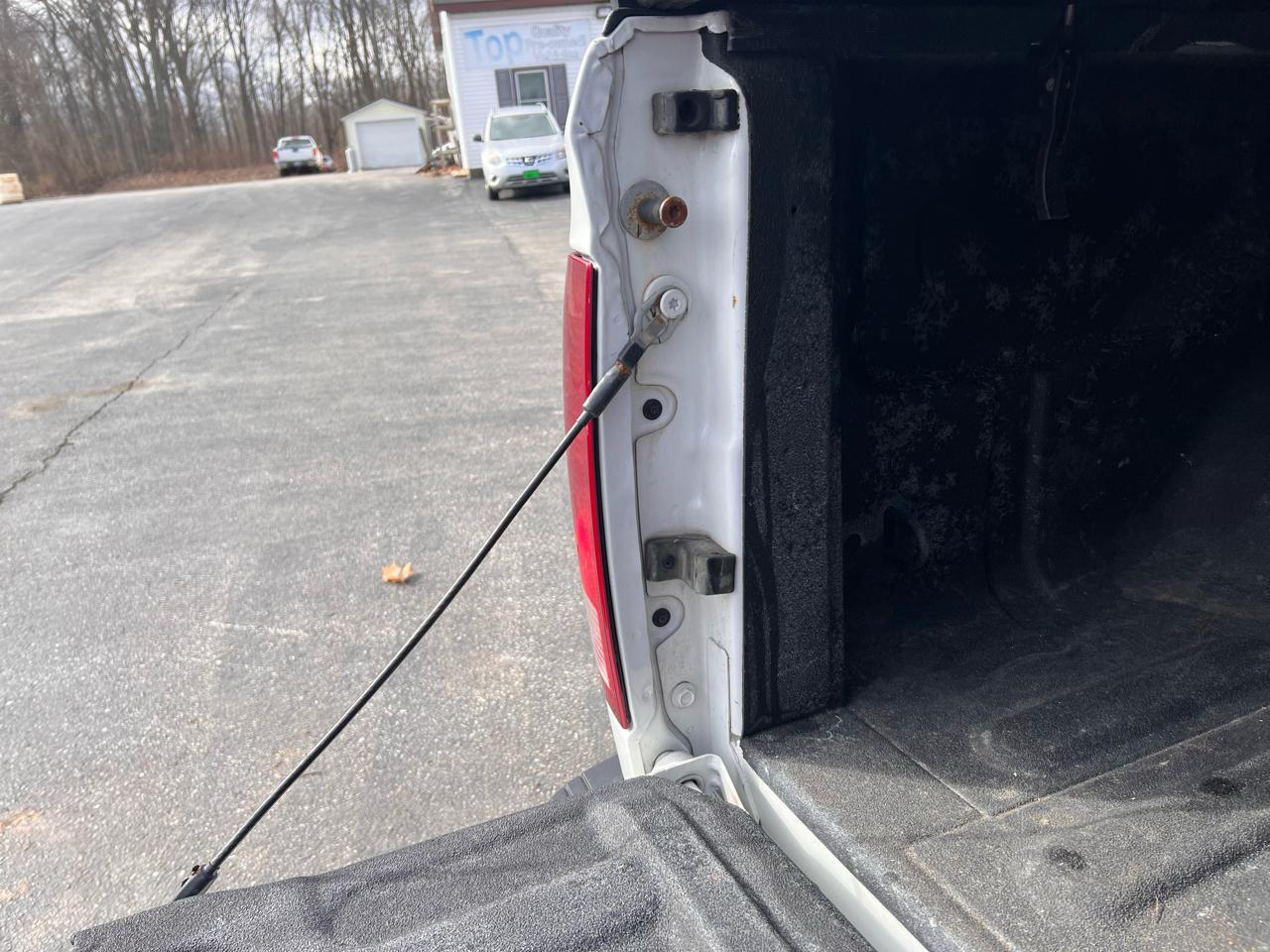 RAM 1500 4WD Crew Cab 140.5" Express 2015