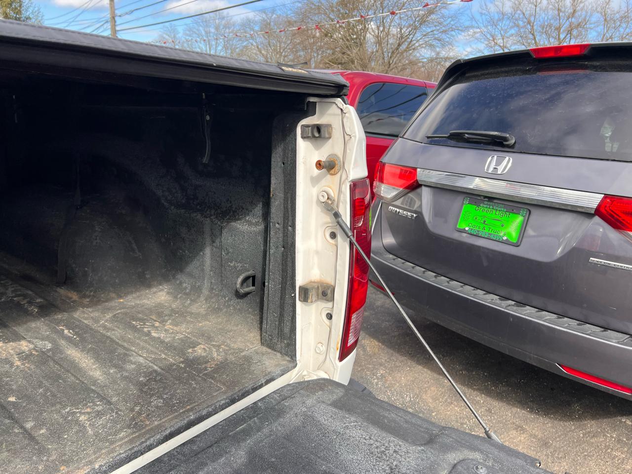 RAM 1500 4WD Crew Cab 140.5" Express 2015