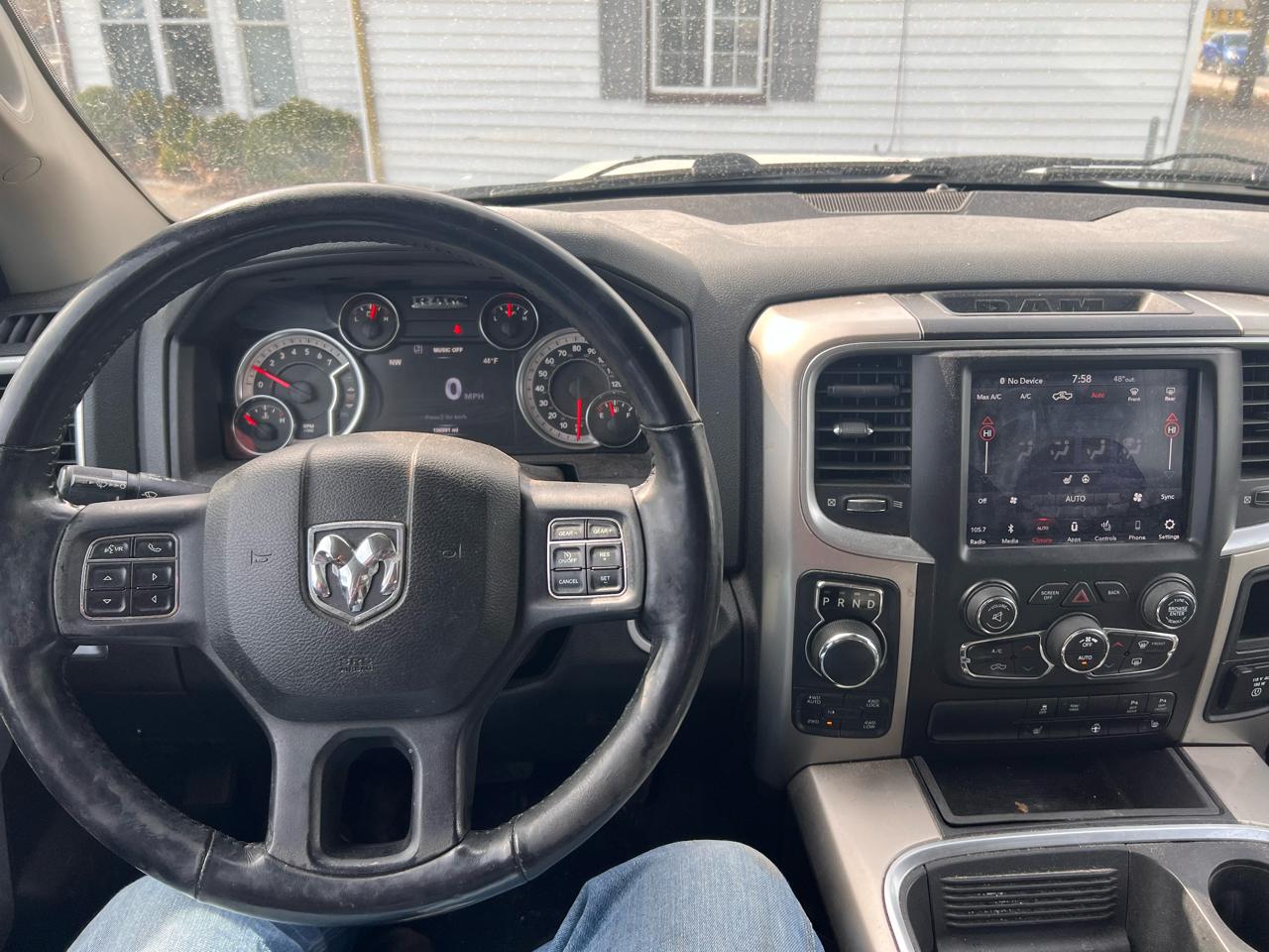 RAM 1500 Big Horn 4x4 Crew Cab 5'7" Box 2018