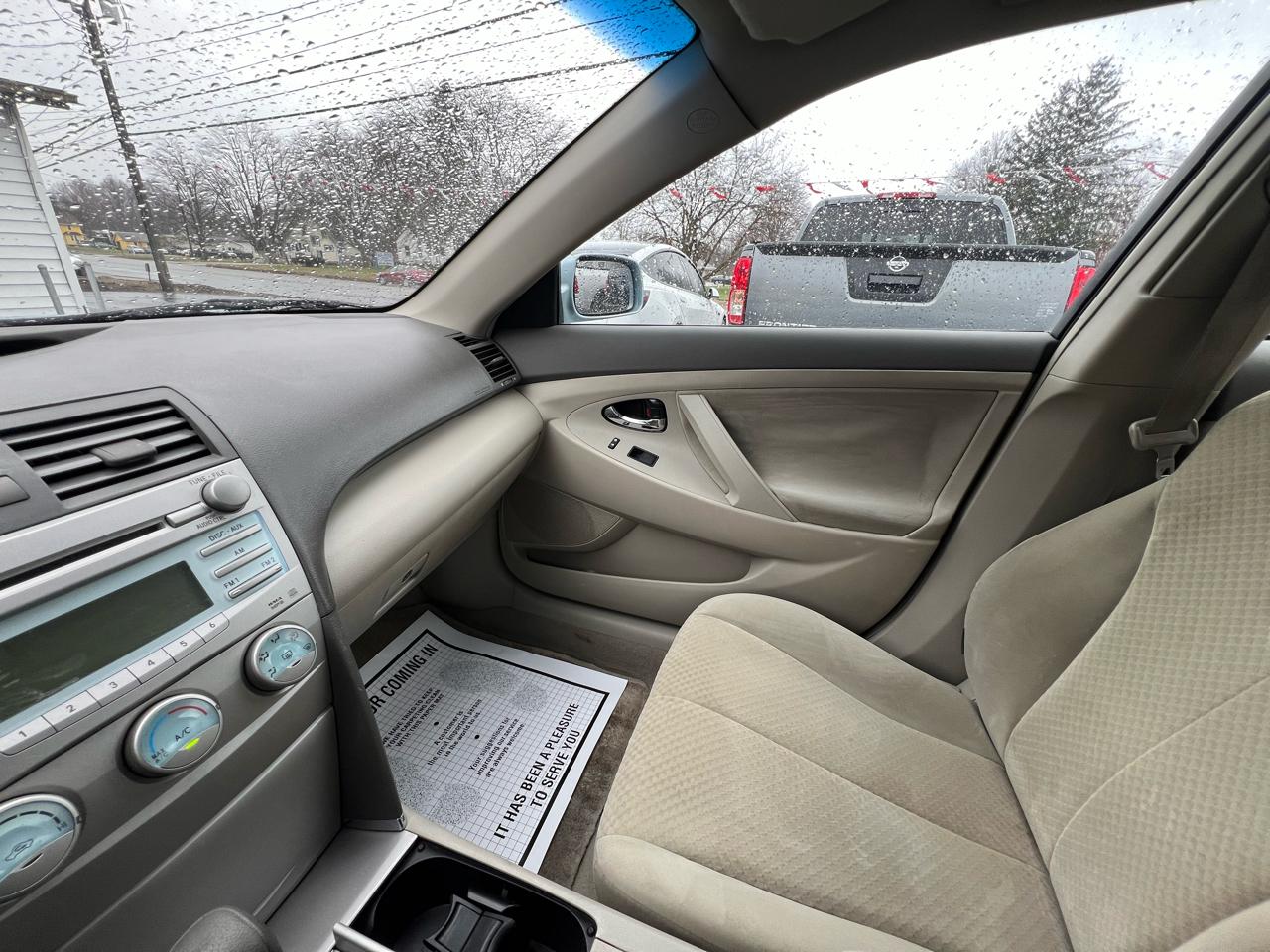 Toyota Camry 4dr Sdn I4 Auto XLE (Natl) 2007