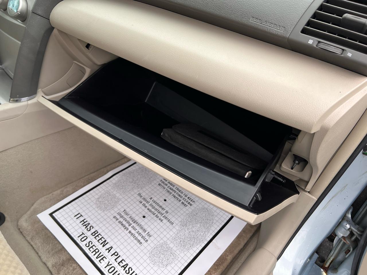 Toyota Camry 4dr Sdn I4 Auto XLE (Natl) 2007