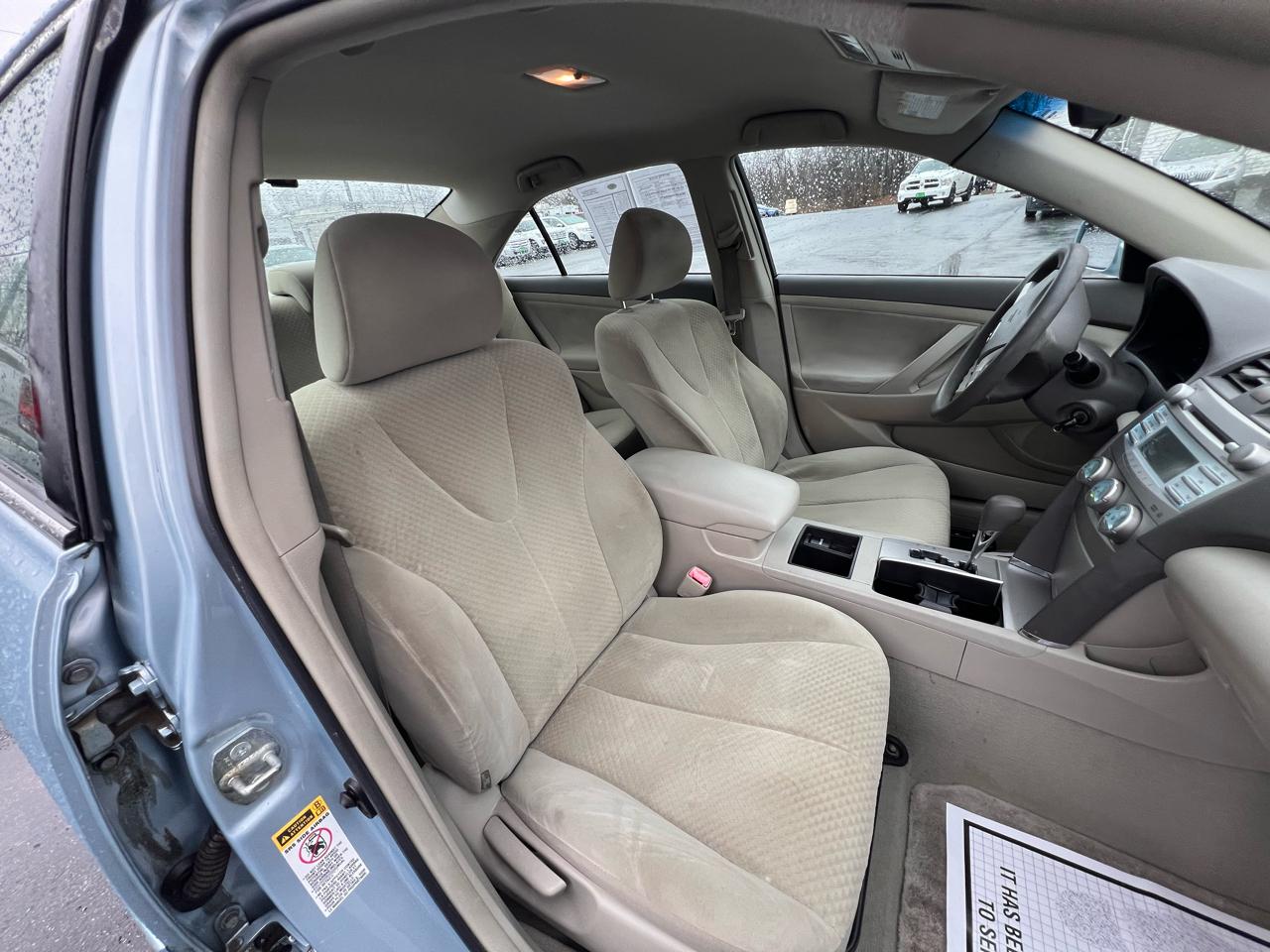 Toyota Camry 4dr Sdn I4 Auto XLE (Natl) 2007