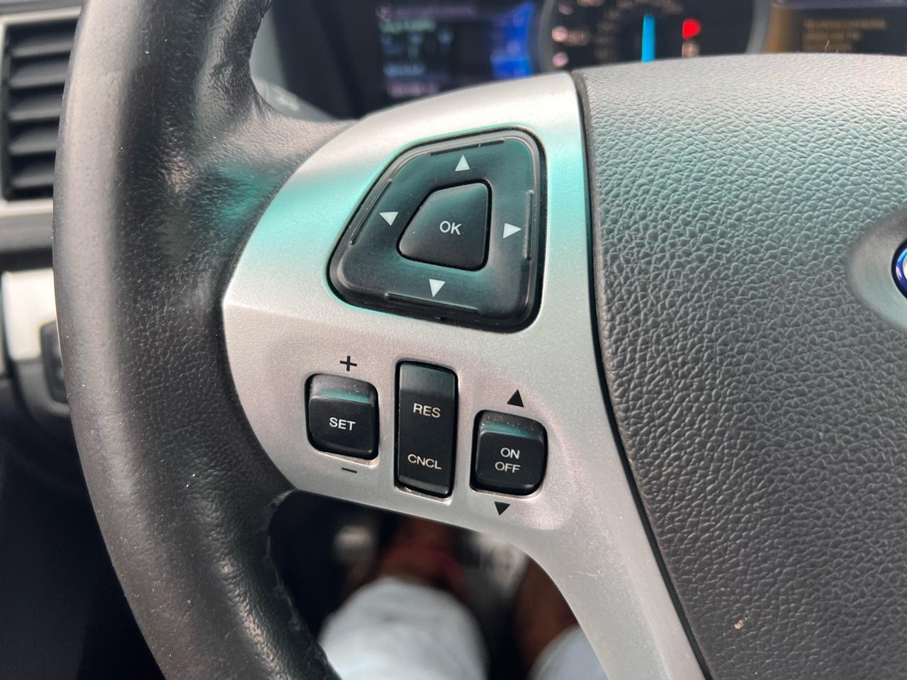 Ford Explorer 4WD 4dr XLT 2014