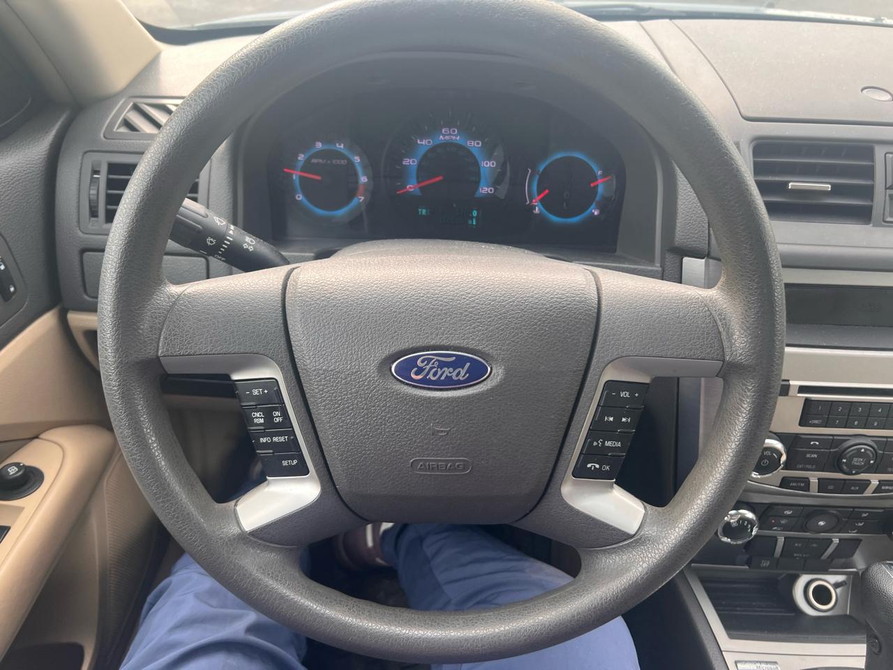 Ford Fusion 4dr Sdn SE FWD 2012