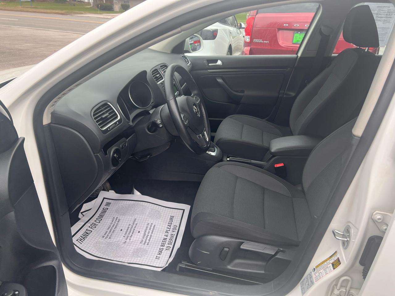 Volkswagen Jetta SportWagen 4dr Auto SE w/Sunroof PZEV 2013