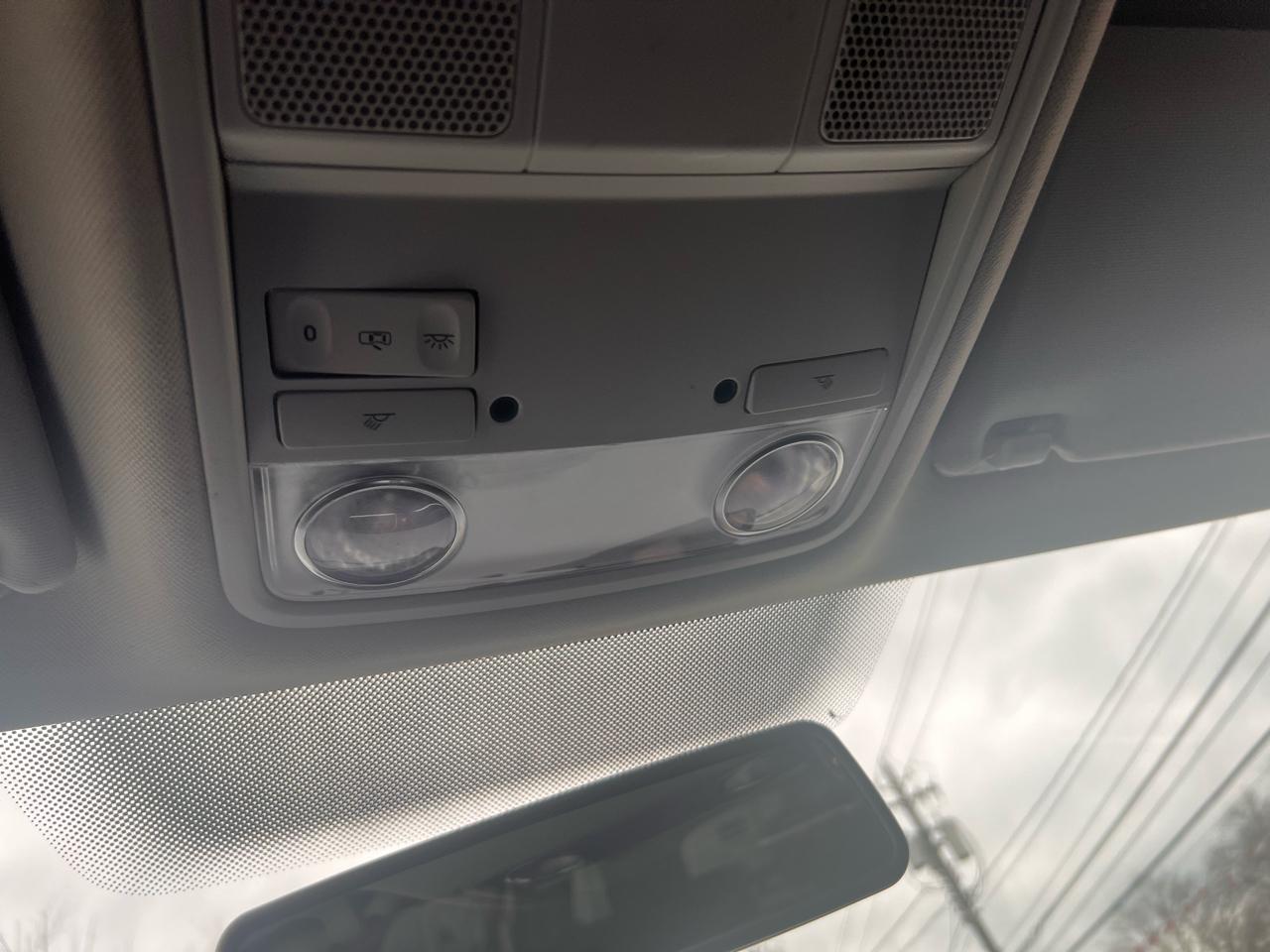 Volkswagen Jetta SportWagen 4dr Auto SE w/Sunroof PZEV 2013