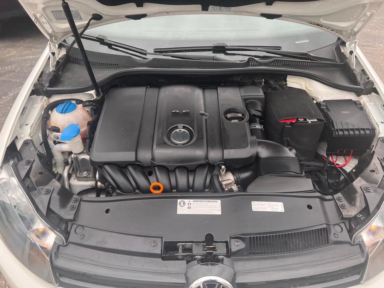 Volkswagen Jetta SportWagen 4dr Auto SE w/Sunroof PZEV 2013