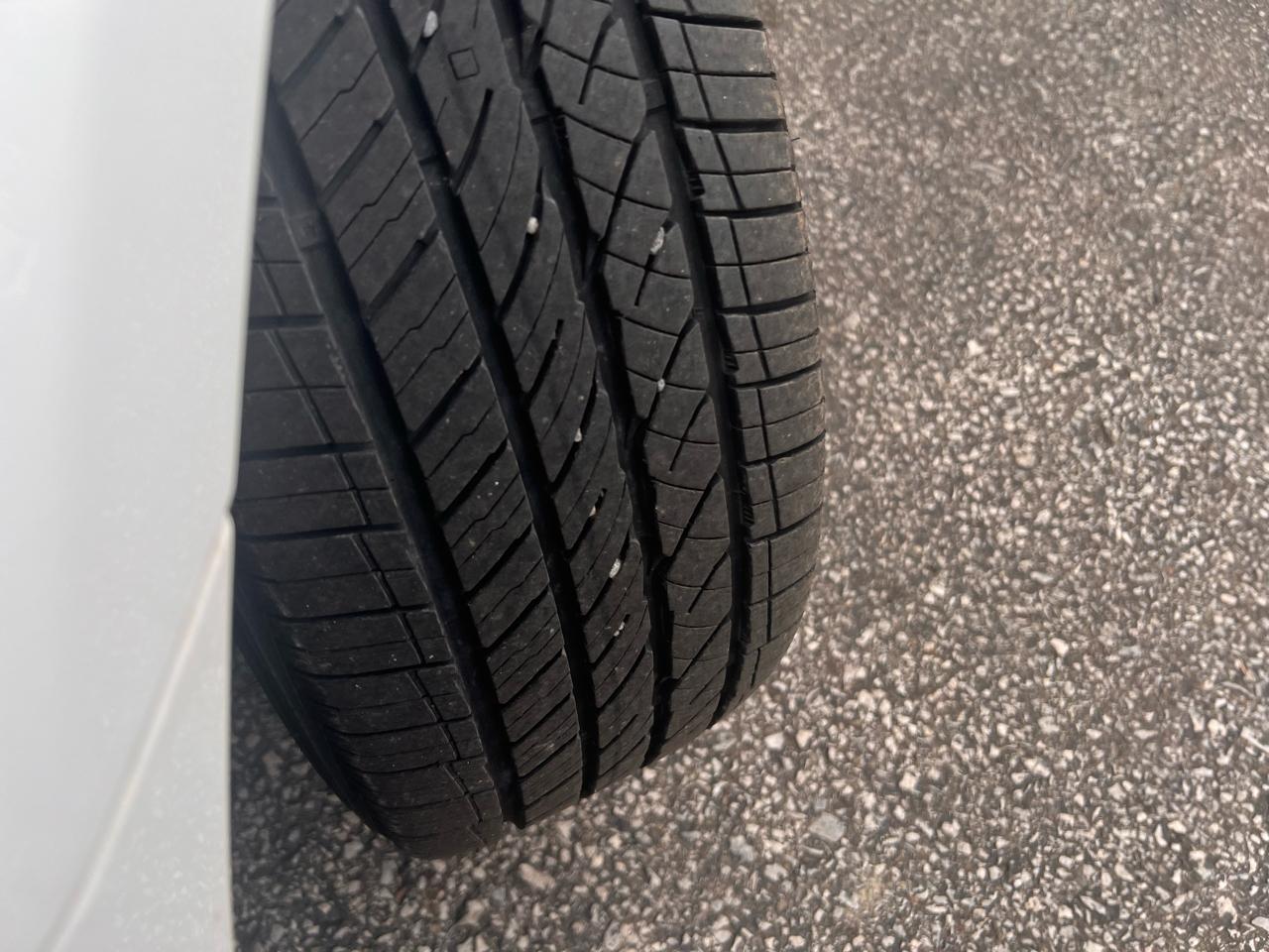 Volkswagen Jetta SportWagen 4dr Auto SE w/Sunroof PZEV 2013